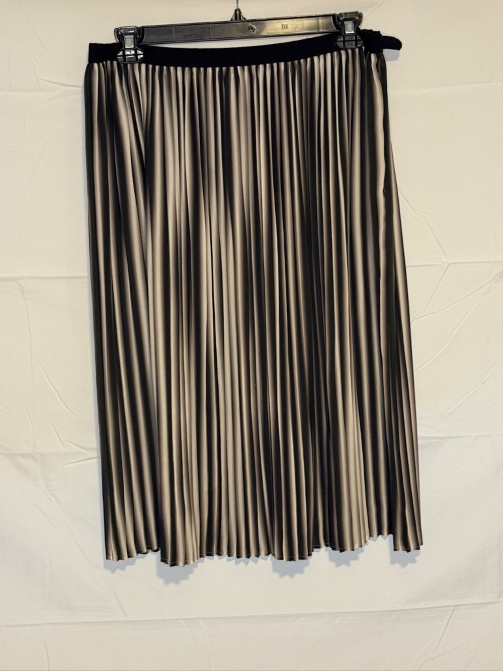Eileen Fisher Black and Silver Pleated Midi Skirt
